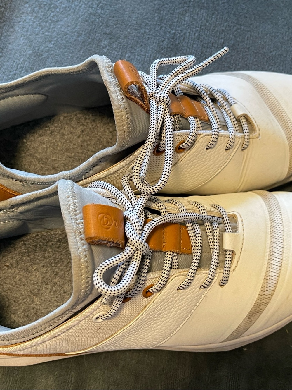 Athalonz EnVe Spikeless Golf Shoes Men’s Size 10 White/Tan - Picture 2 of 8